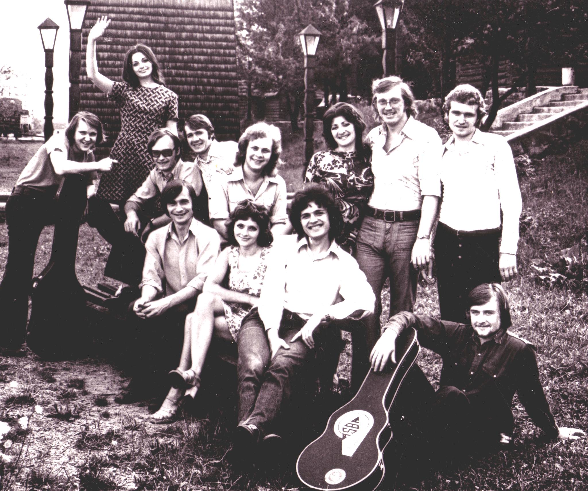 1977-3